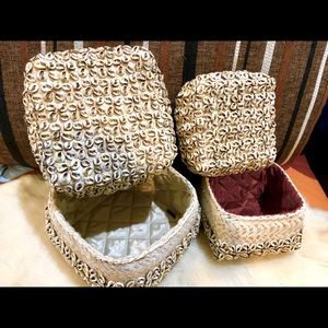 Bali Natural Shell Beaded Jewelry Box set